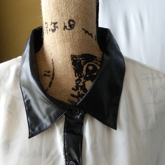 Gold Rama See-Thru blouse with faux leather trim. - Picture 6 of 7